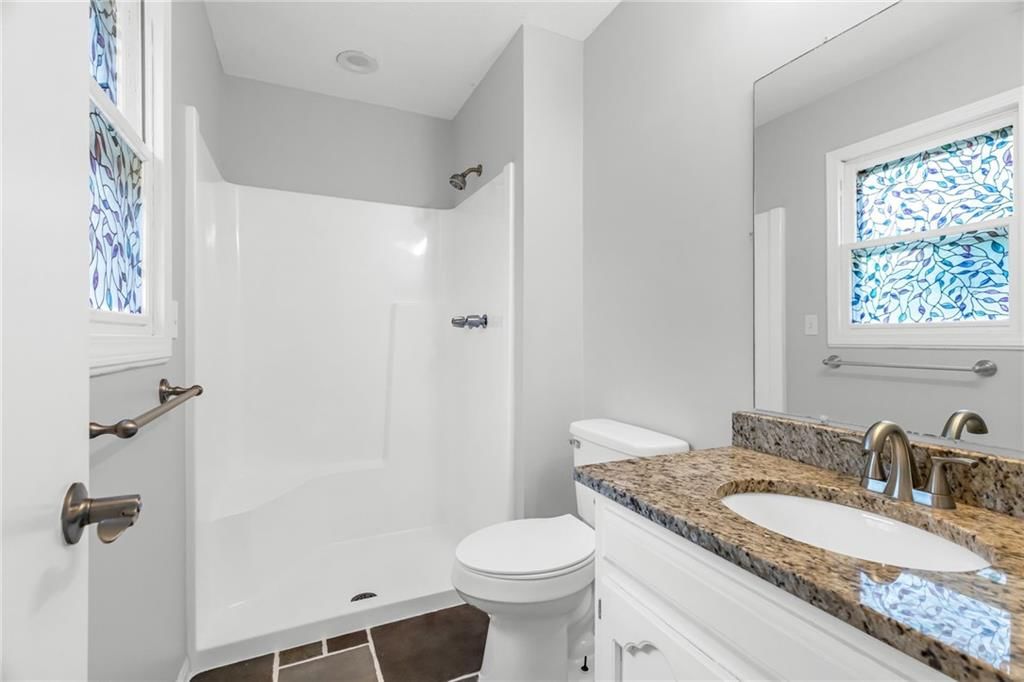 15901 Oakland Avenue — photo 14