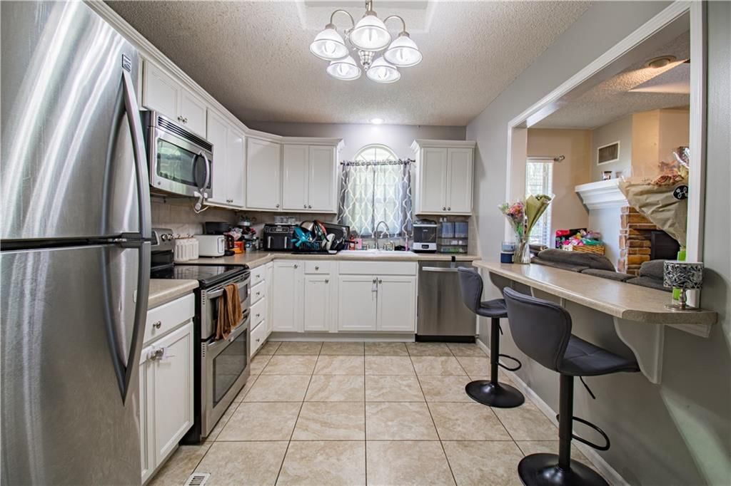 617 Cantebury Drive — photo 7