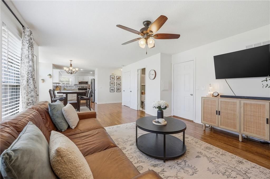 1002 E Green Gables Street — photo 11