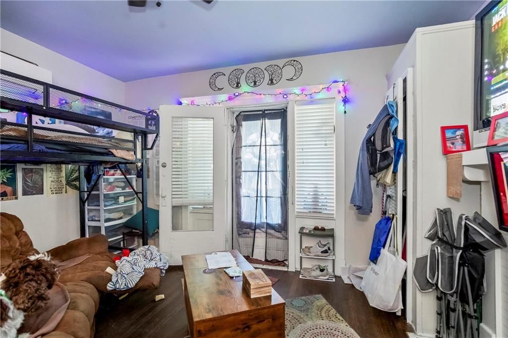 3825 Baltimore Avenue — photo 10