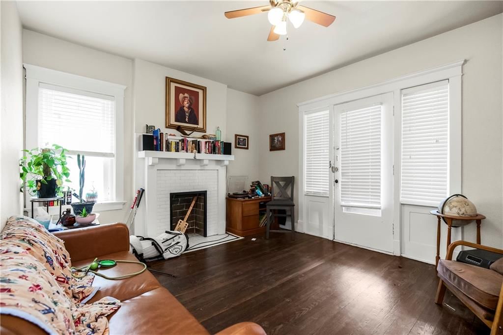 3825 Baltimore Avenue — photo 11