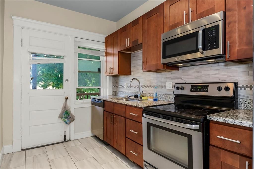 3825 Baltimore Avenue — photo 27