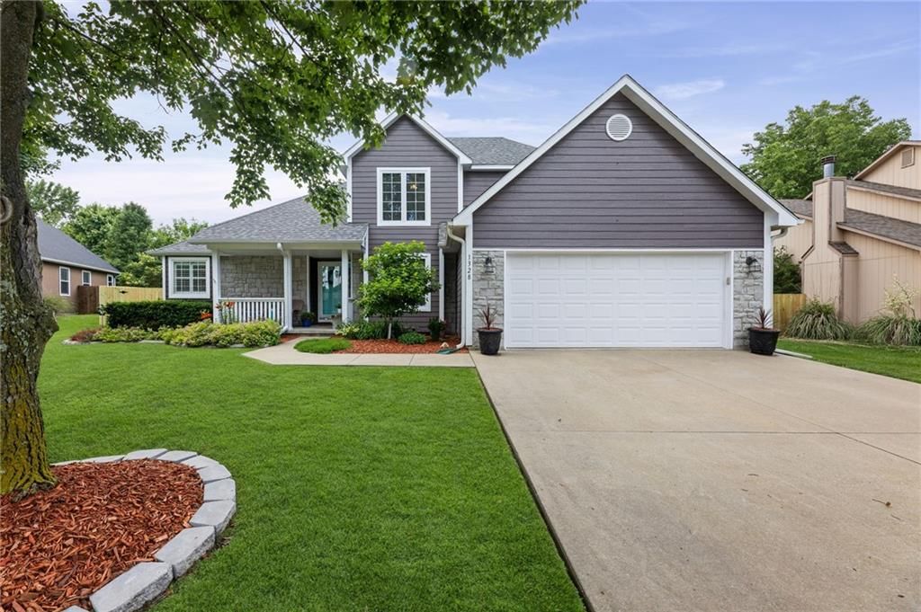 1328 S Redbud Street, Ottawa, KS