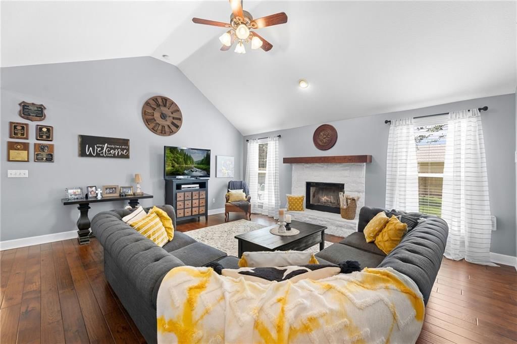1328 S Redbud Street — photo 10