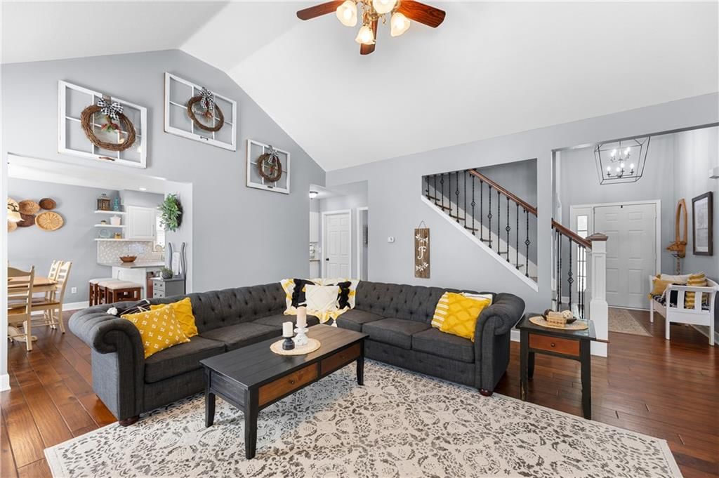 1328 S Redbud Street — photo 12