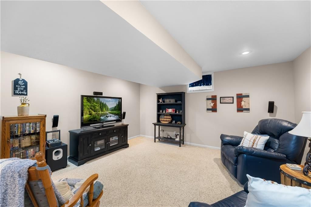1328 S Redbud Street — photo 36