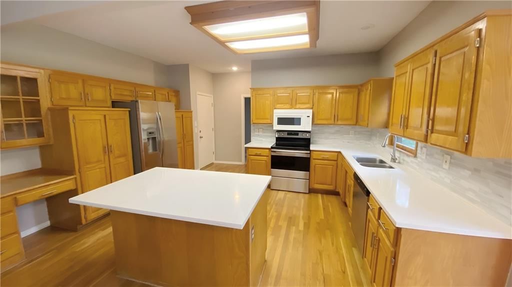 11734 Cody Street — photo 14