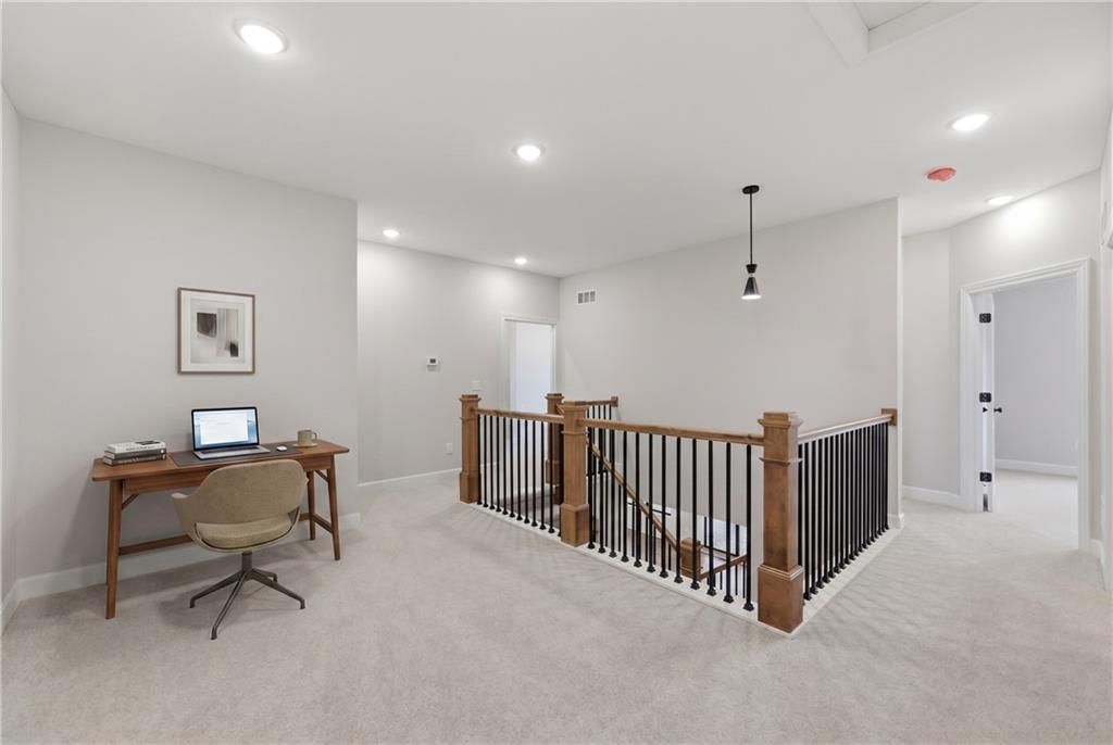 59 Lakeway Lane — photo 37