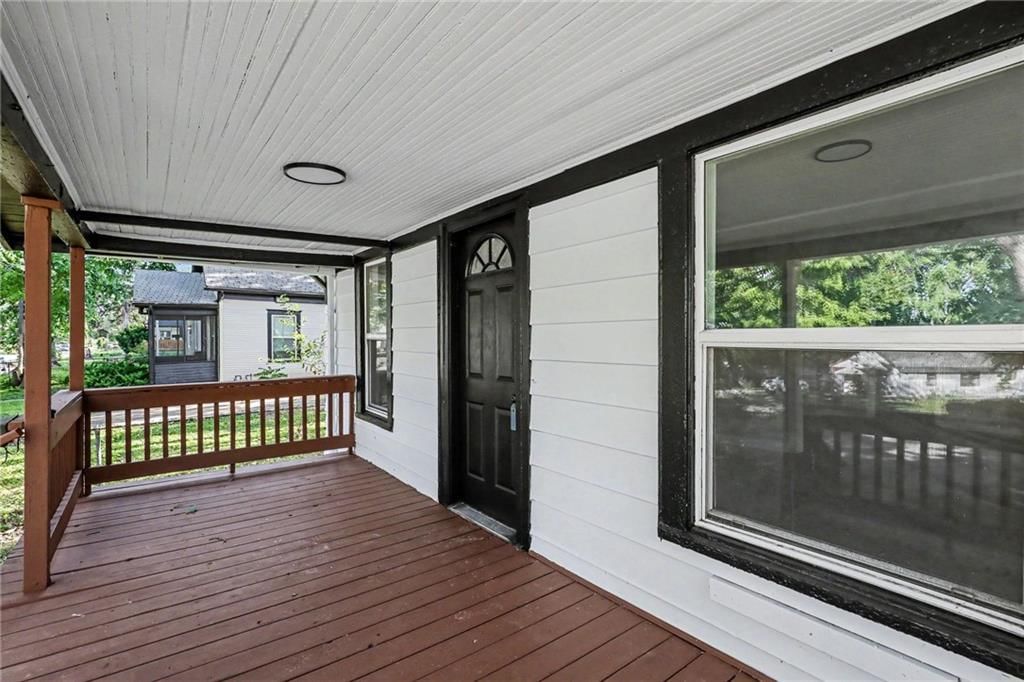 823 S Huttig Avenue — photo 3