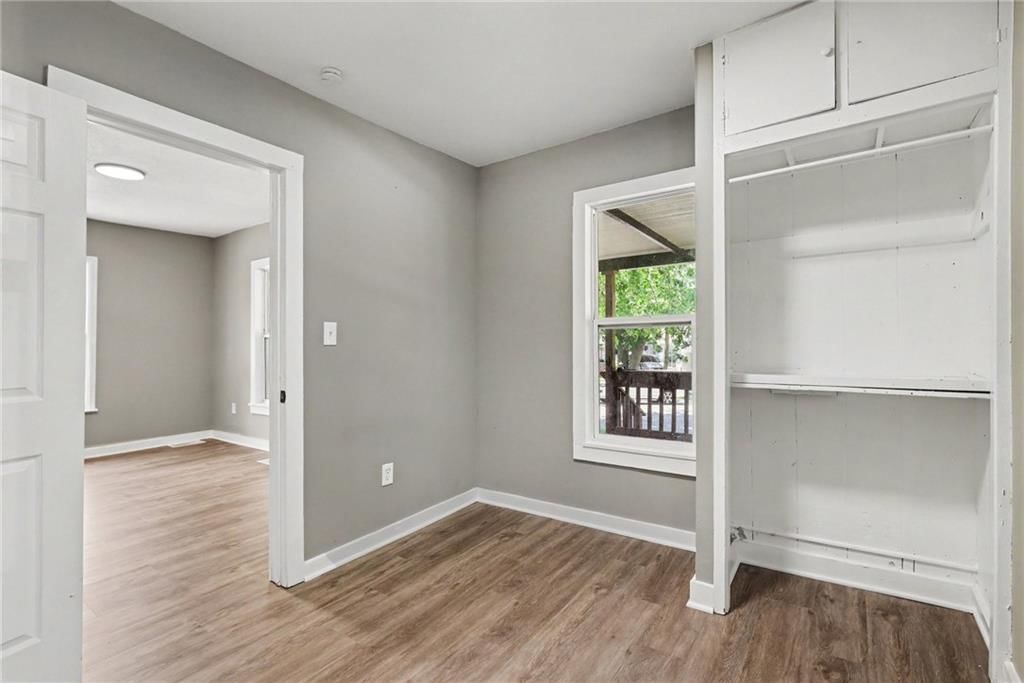 823 S Huttig Avenue — photo 7
