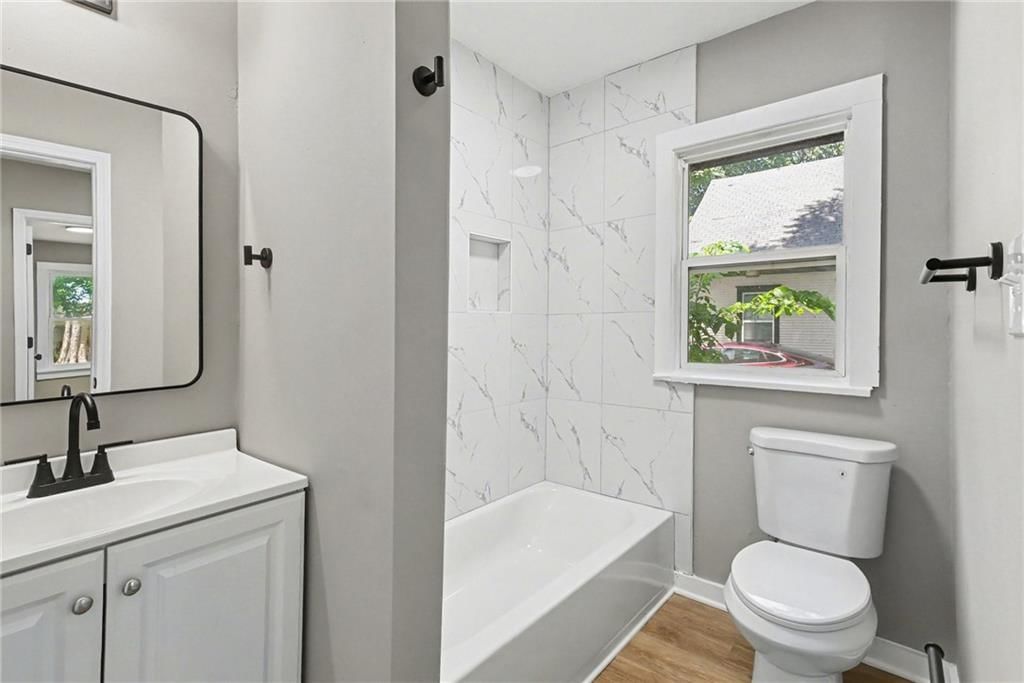 823 S Huttig Avenue — photo 11