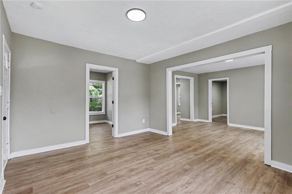 823 S Huttig Avenue — photo 22