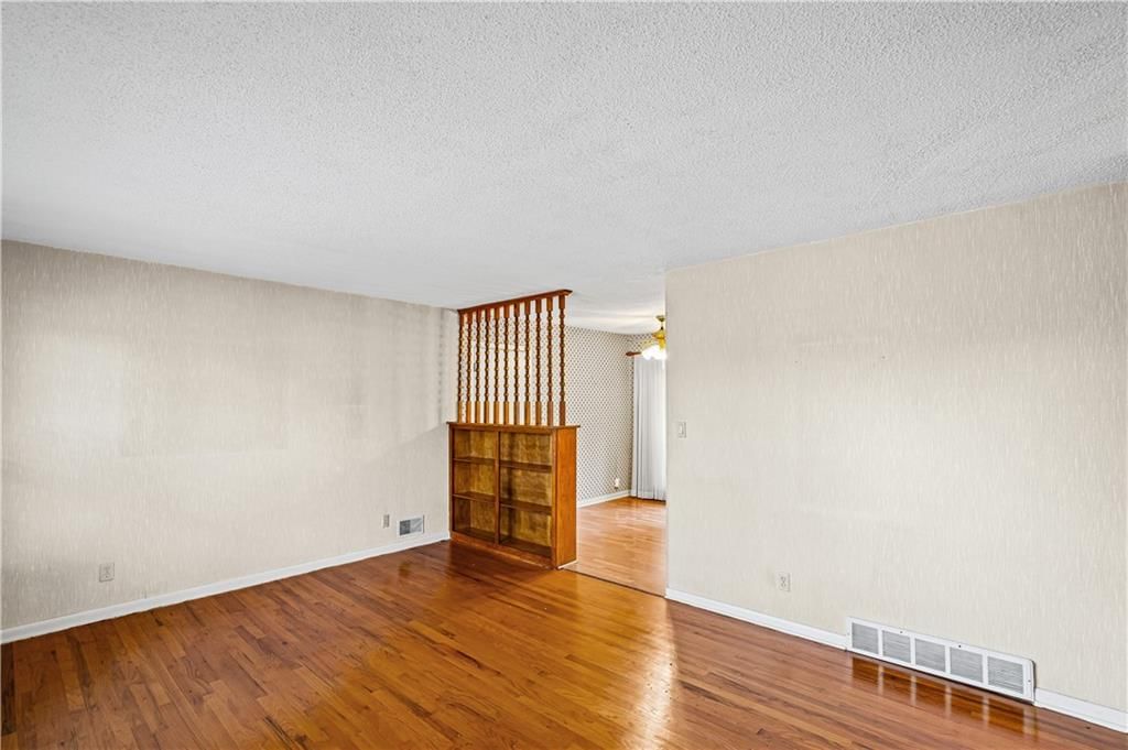 3112 NE 66th Terrace — photo 5