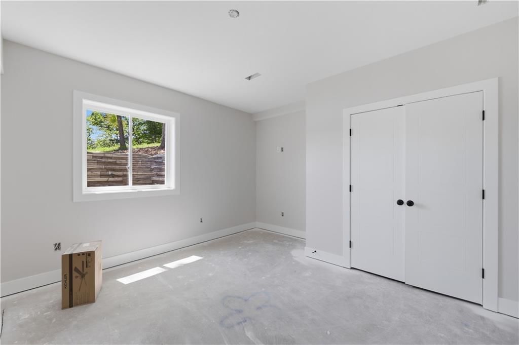 154 Lakeway Lane — photo 17