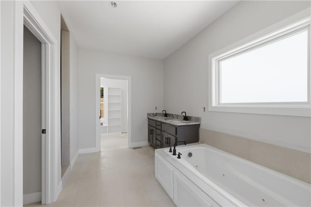 154 Lakeway Lane — photo 22
