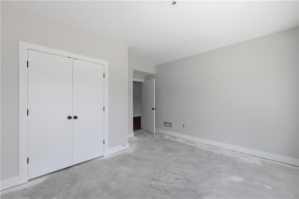154 Lakeway Lane — photo 38