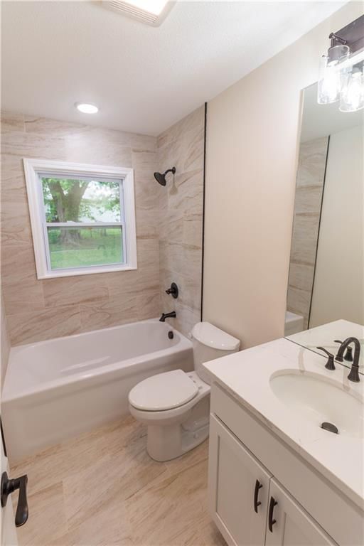 200 Cherry Street — photo 16