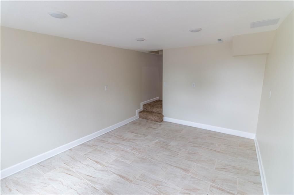 200 Cherry Street — photo 20