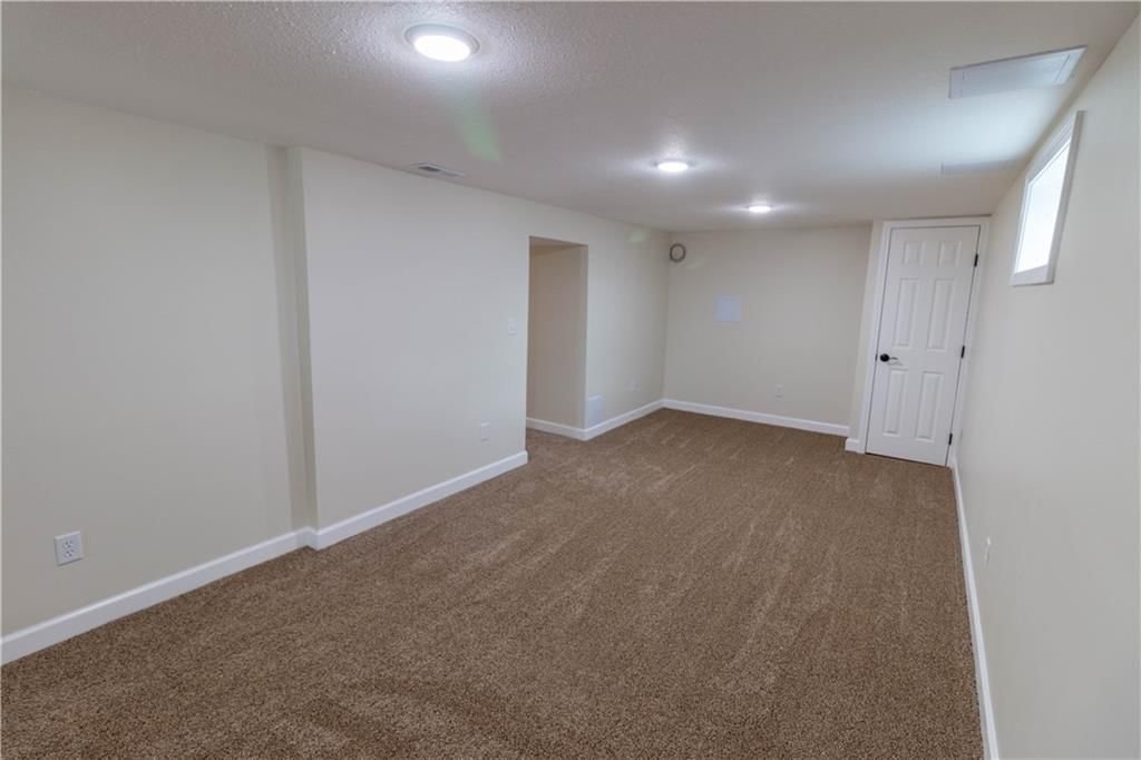 200 Cherry Street — photo 22