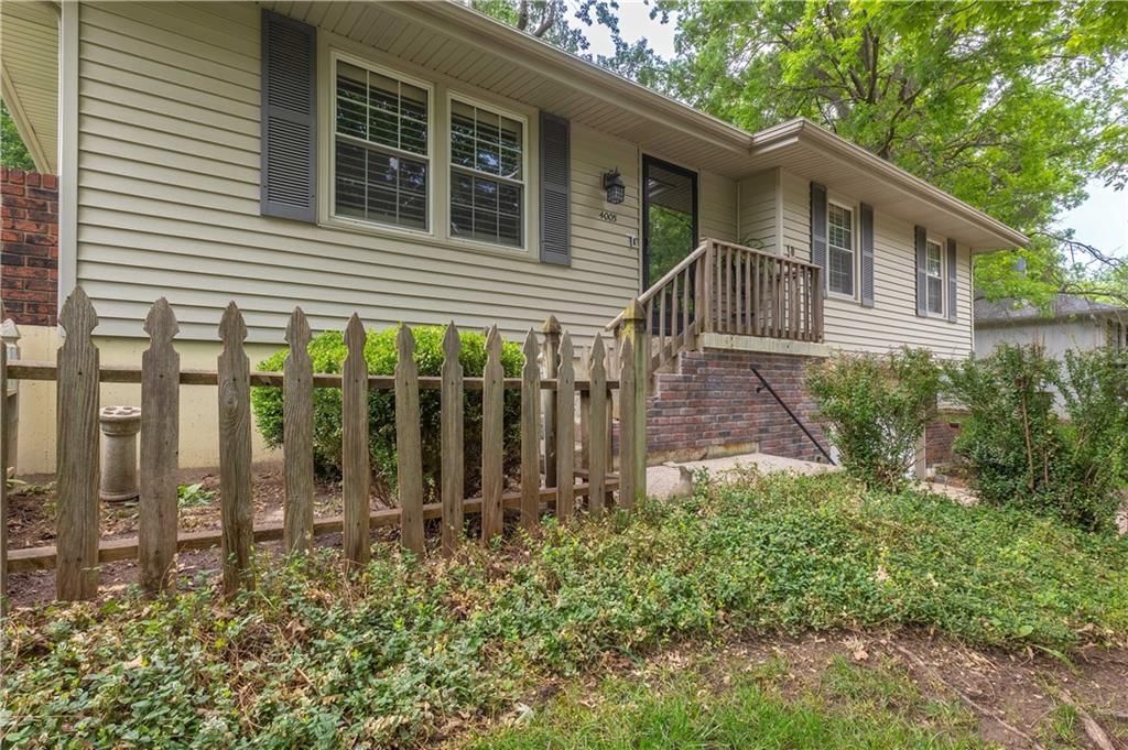 4005 S Coventry Drive — photo 3