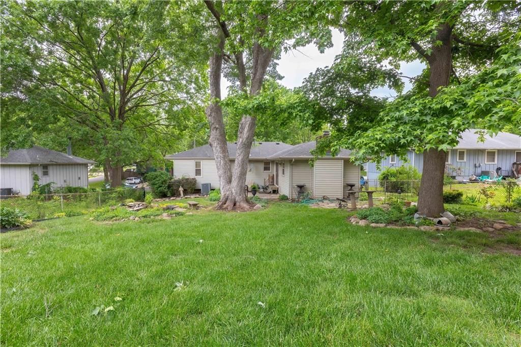 4005 S Coventry Drive — photo 35