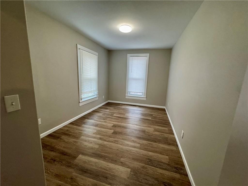 502 E Jefferson Street — photo 15