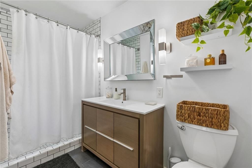 9301 Madison Avenue — photo 22