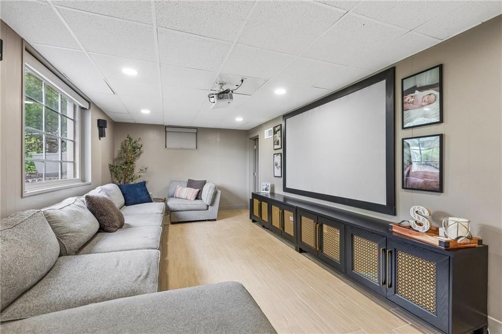 9301 Madison Avenue — photo 30
