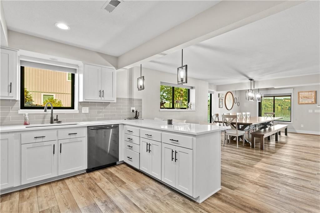472 Osage Oaks Drive — photo 15
