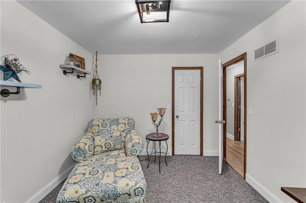 1613 W 28th Terrace — photo 34