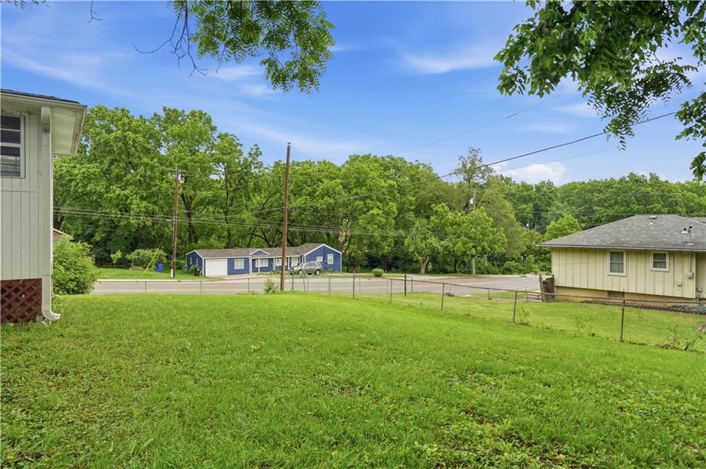 8301 Ditzler Avenue — photo 40