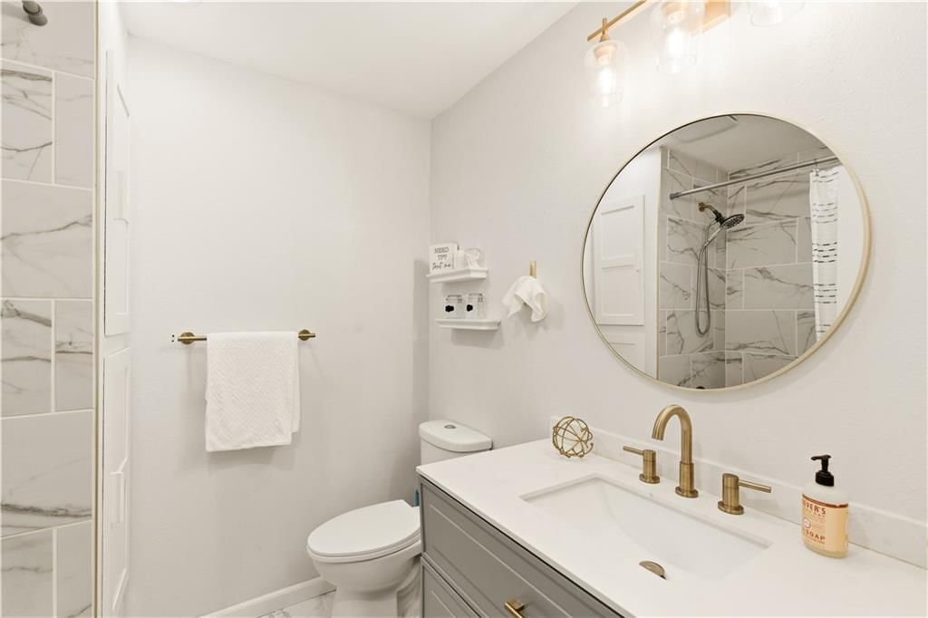 10504 E 64th Terrace — photo 12