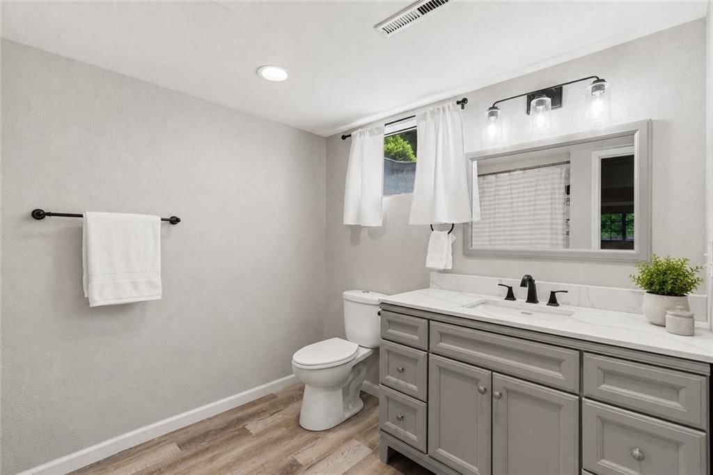 10504 E 64th Terrace — photo 35
