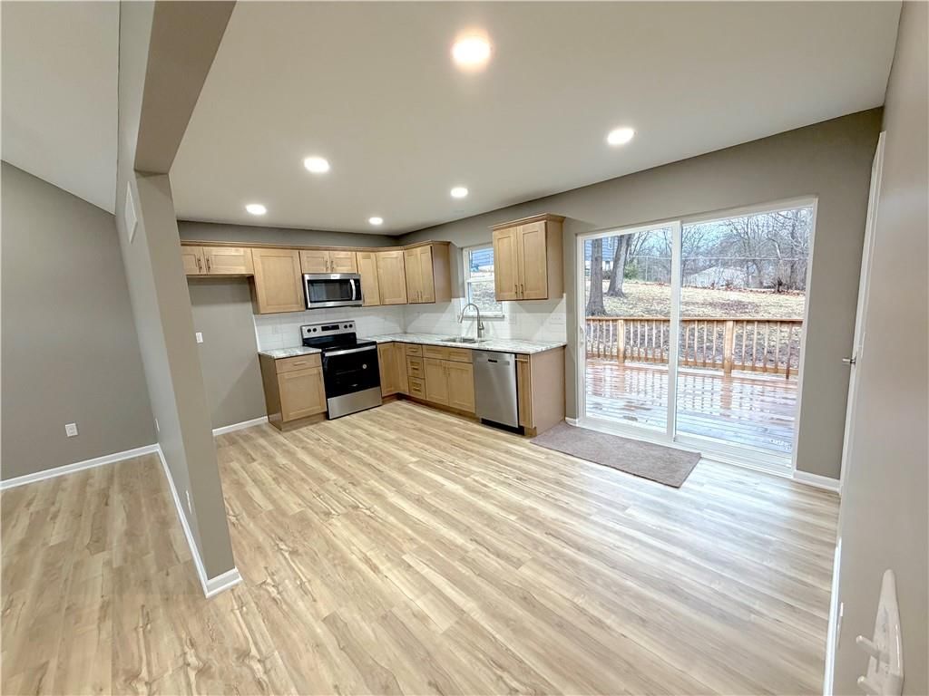 4211 Leavenworth Road — photo 4