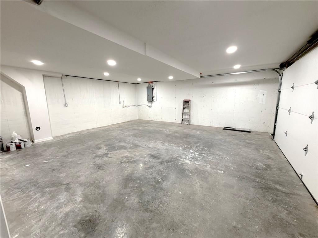 4211 Leavenworth Road — photo 17