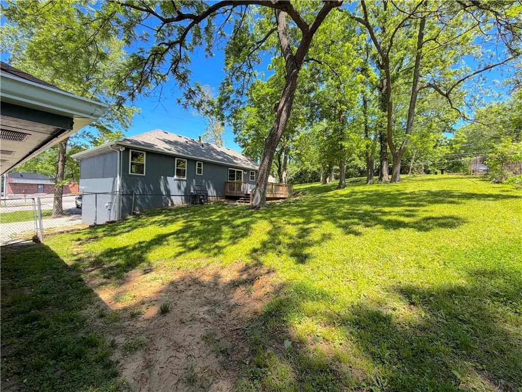 4211 Leavenworth Road — photo 19