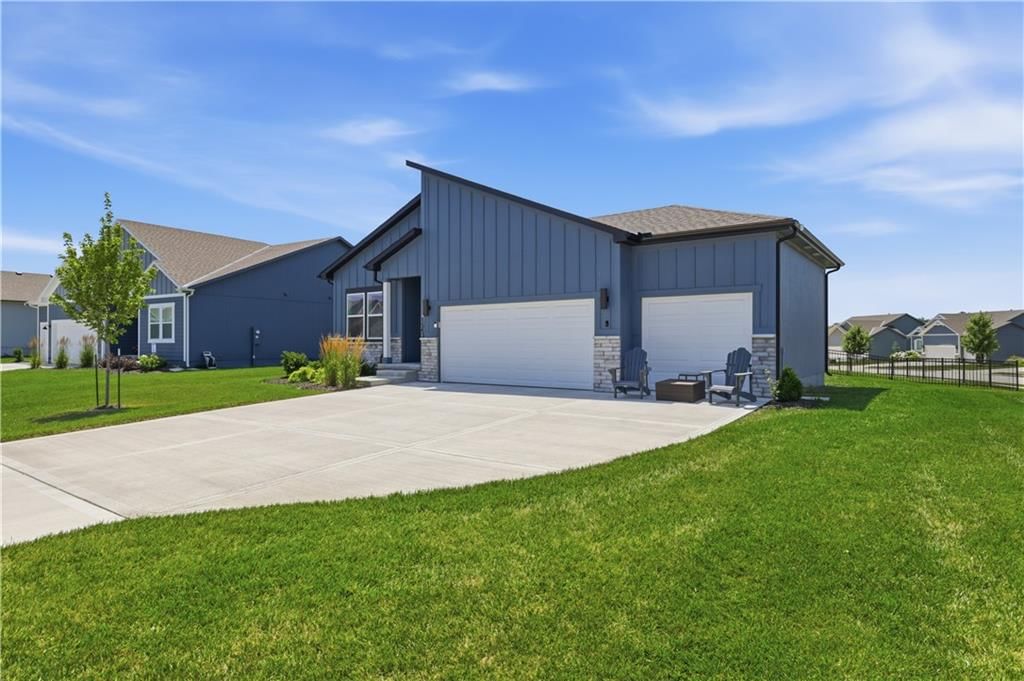 1543 Arbor Valley Drive — photo 2