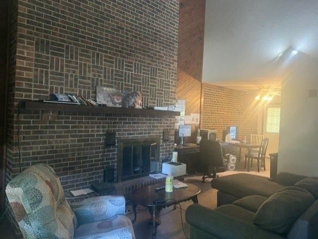 2200 Twin Oaks Drive — photo 6