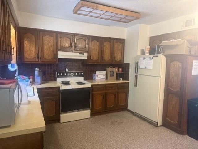 2200 Twin Oaks Drive — photo 8