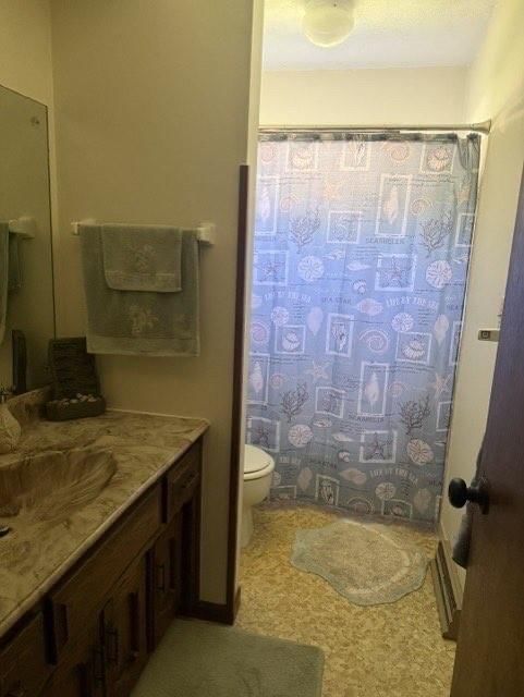 2200 Twin Oaks Drive — photo 14