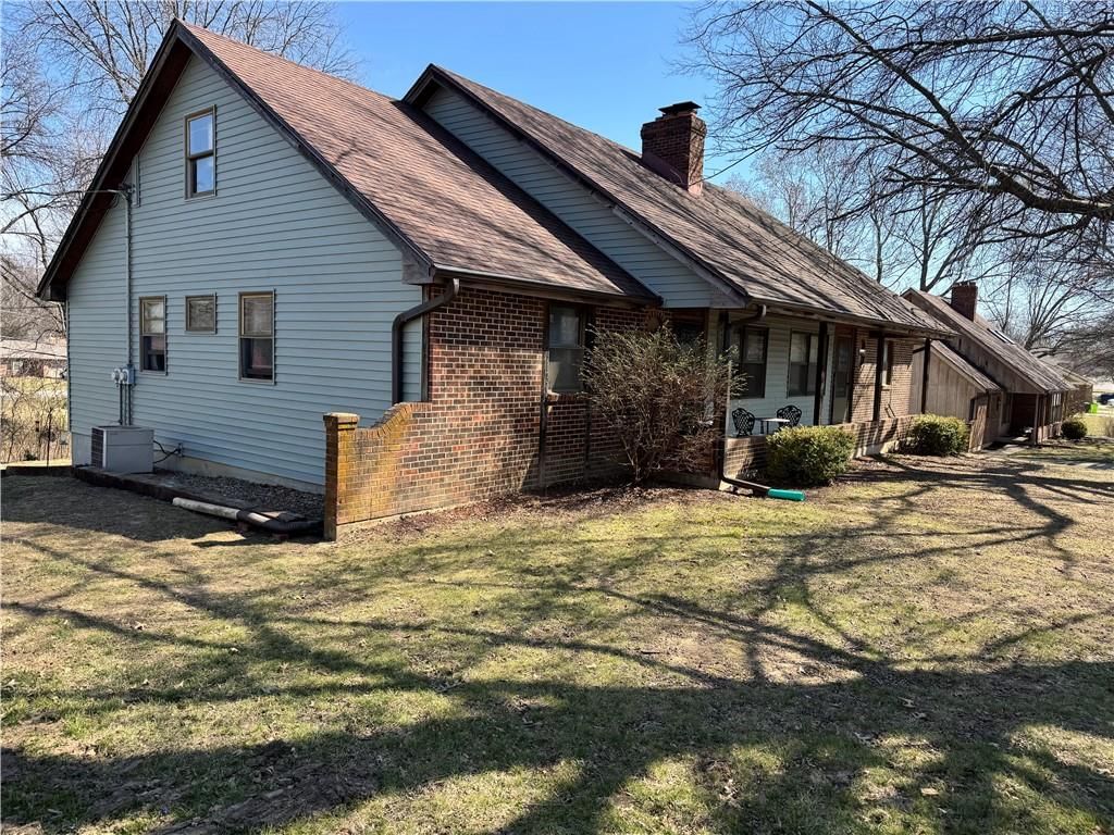 2200 Twin Oaks Drive — photo 29