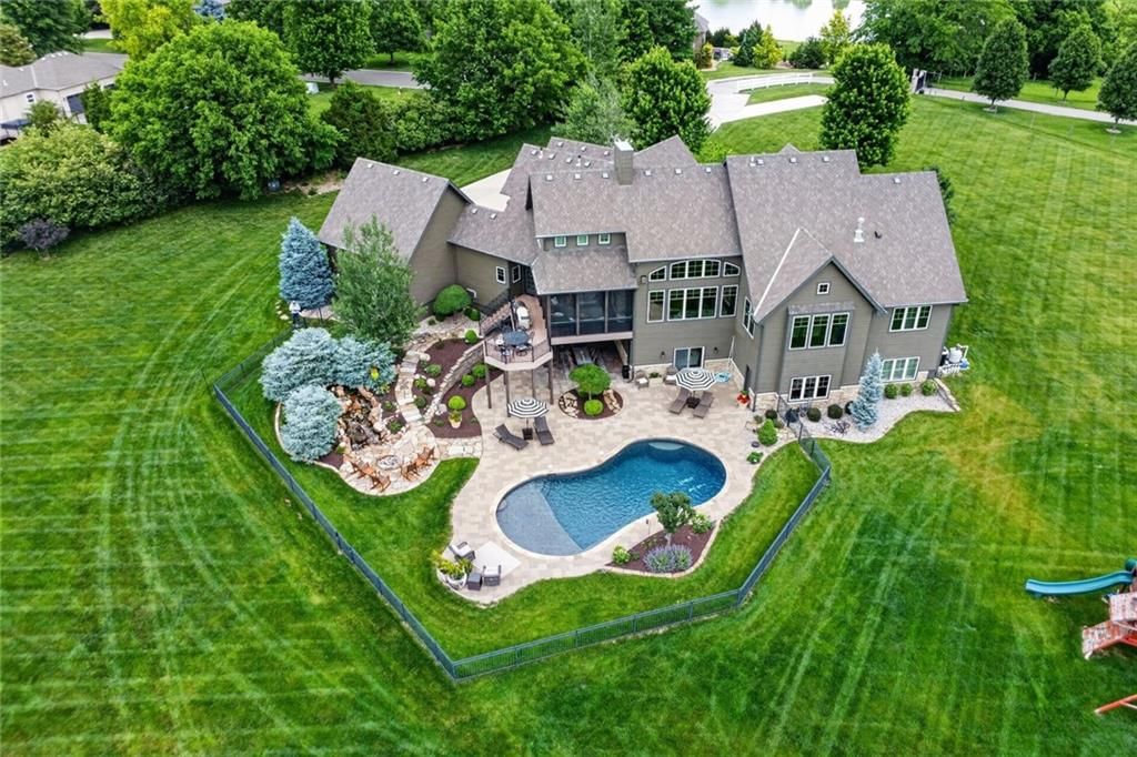 7975 NW Breckenridge Drive — photo 4