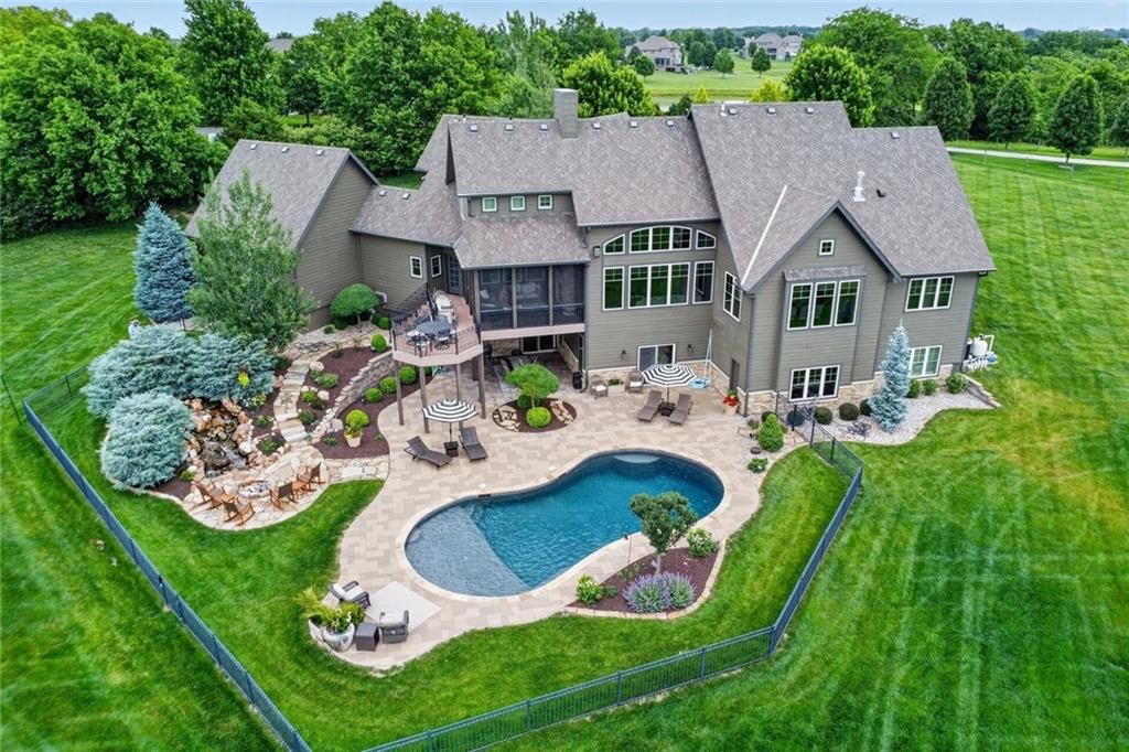 7975 NW Breckenridge Drive — photo 9