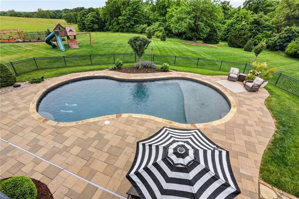 7975 NW Breckenridge Drive — photo 16