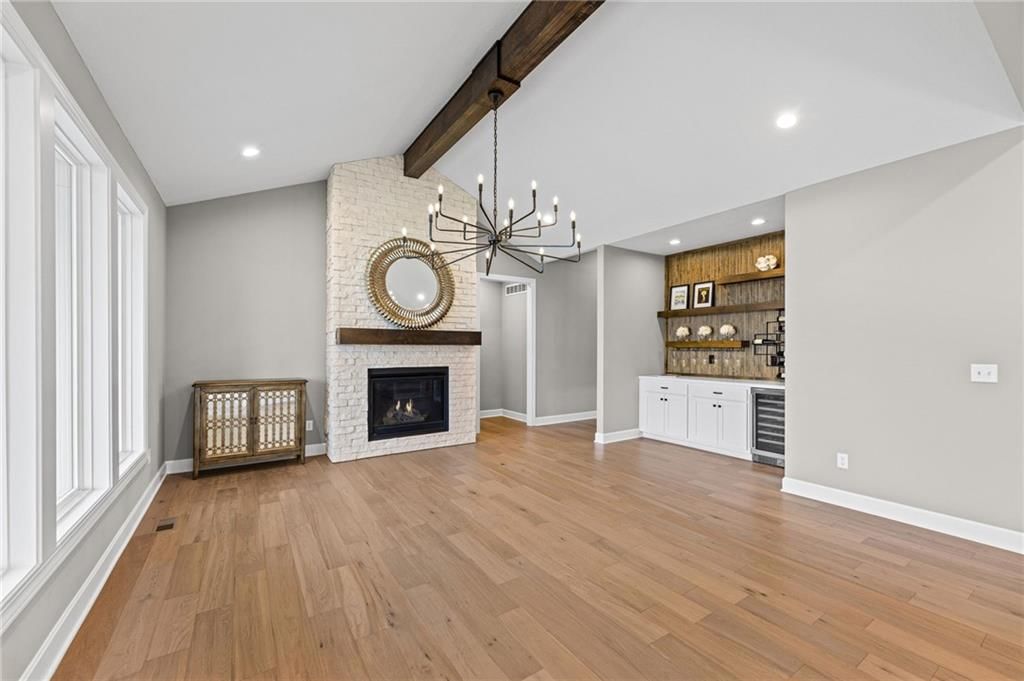 4002 W 158th Terrace — photo 9