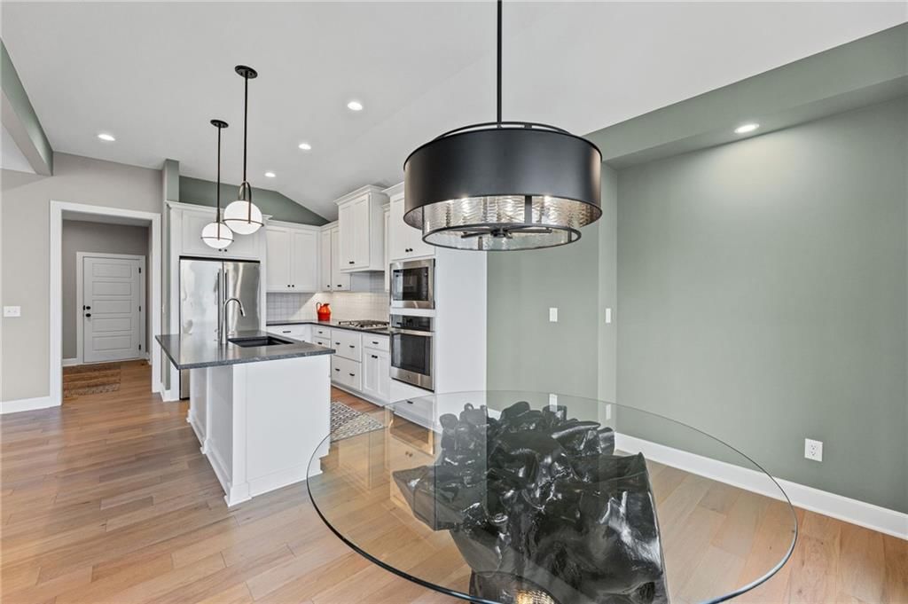 4002 W 158th Terrace — photo 17