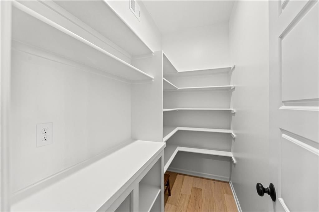 4002 W 158th Terrace — photo 23