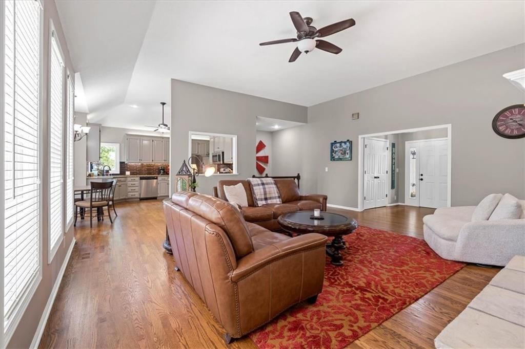 5408 W 153rd Street — photo 15
