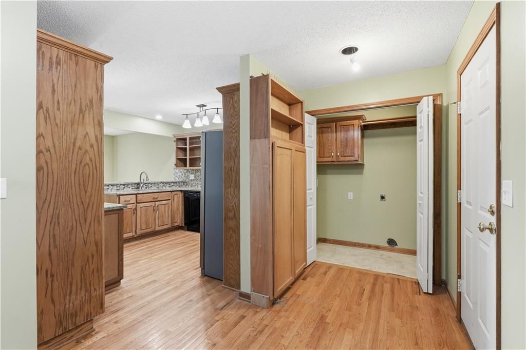 5855 Park Circle — photo 16