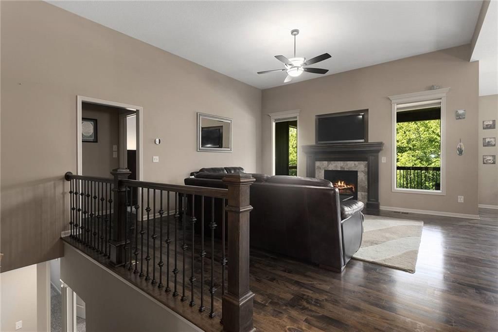 7836 N Walrond Avenue — photo 5